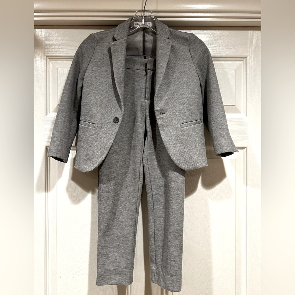 Zara boys suit size 7-8